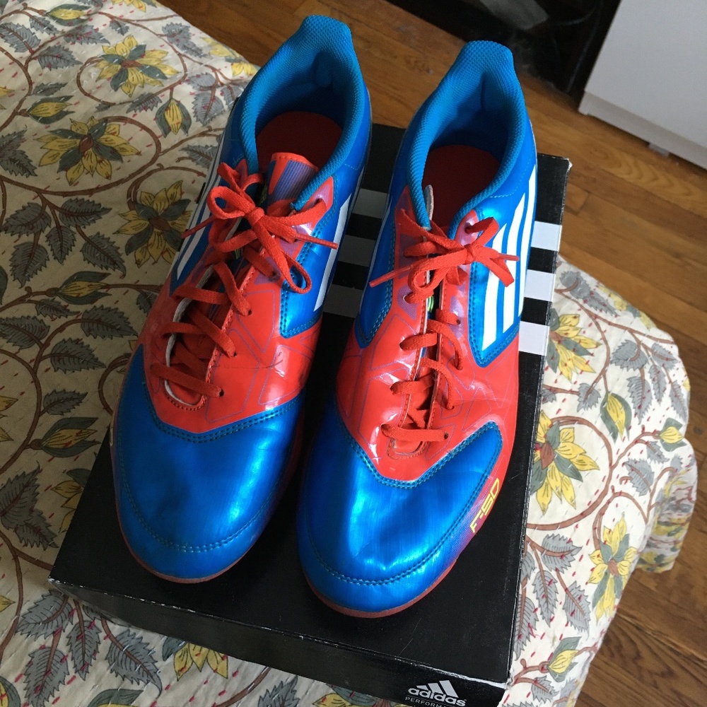 Adidas soccer cleats, size 11
